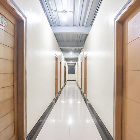 Hotel Reddoorz Syariah At Cigadung Raya Street Bandung Exterior foto