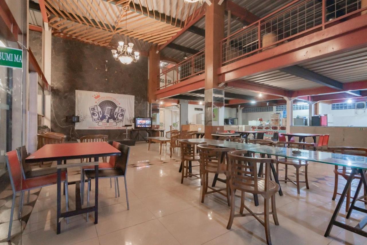 Hotel Reddoorz Syariah At Cigadung Raya Street Bandung Exterior foto
